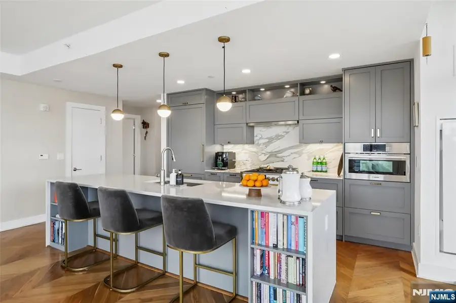 9 Ave At Port Imperial 1007, West New York, NJ 07093 - #3