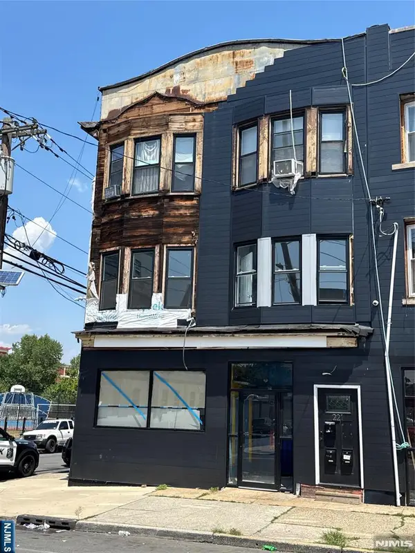 221 Sussex Avenue, Newark, NJ 07103