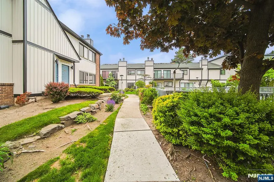 1437 John Street, Fort Lee, NJ 07024 - #2