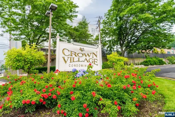 400 Crown Court 581, Edgewater, NJ 07020