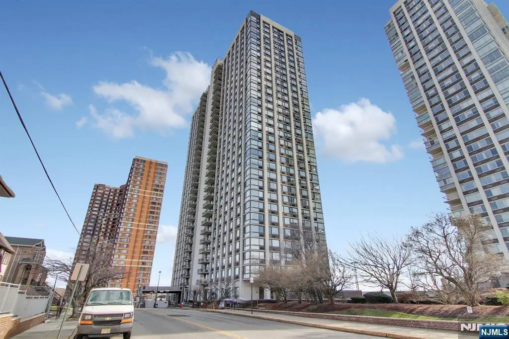 200 Old Palisade Road 5E, Fort Lee, NJ 07024 - #1