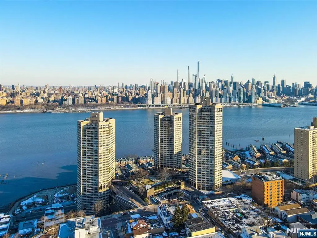 7000 Blvd 138G, West New York, NJ 07093 - #1