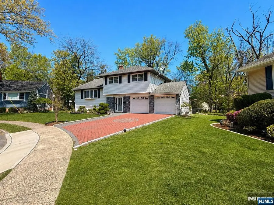 60 Sergent Court, Bergenfield, NJ 07621 - #2