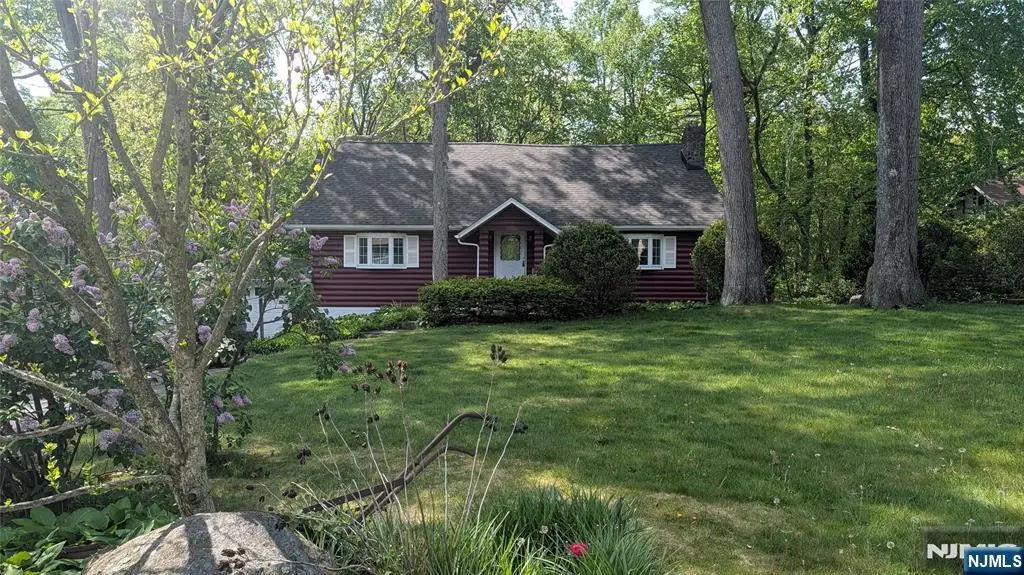 31 Cascade Way, Butler, NJ 07405 - #1