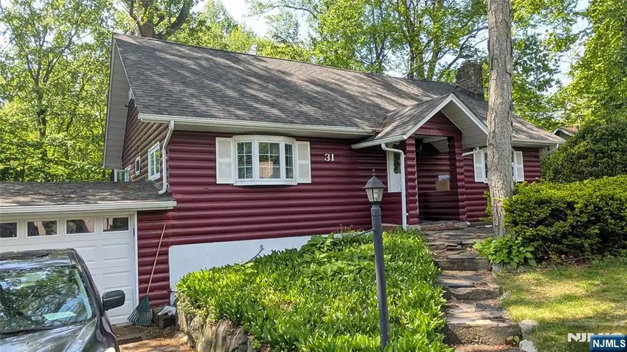 31 Cascade Way, Butler, NJ 07405 - #3