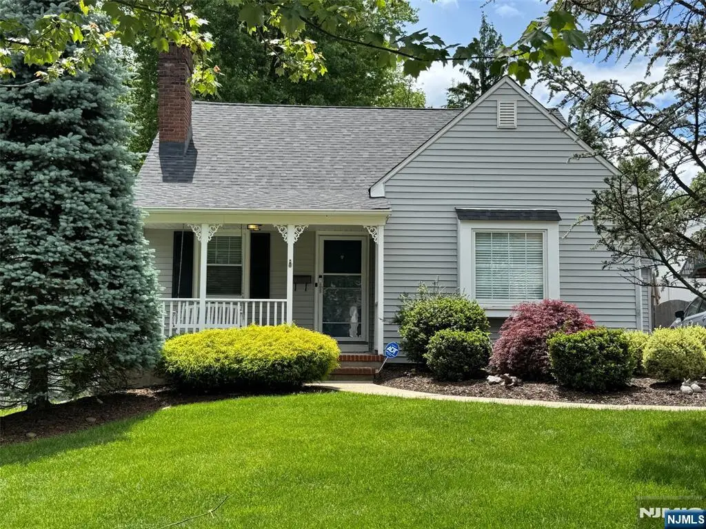 15 Elmwood Avenue, West Orange, NJ 07052 - #1
