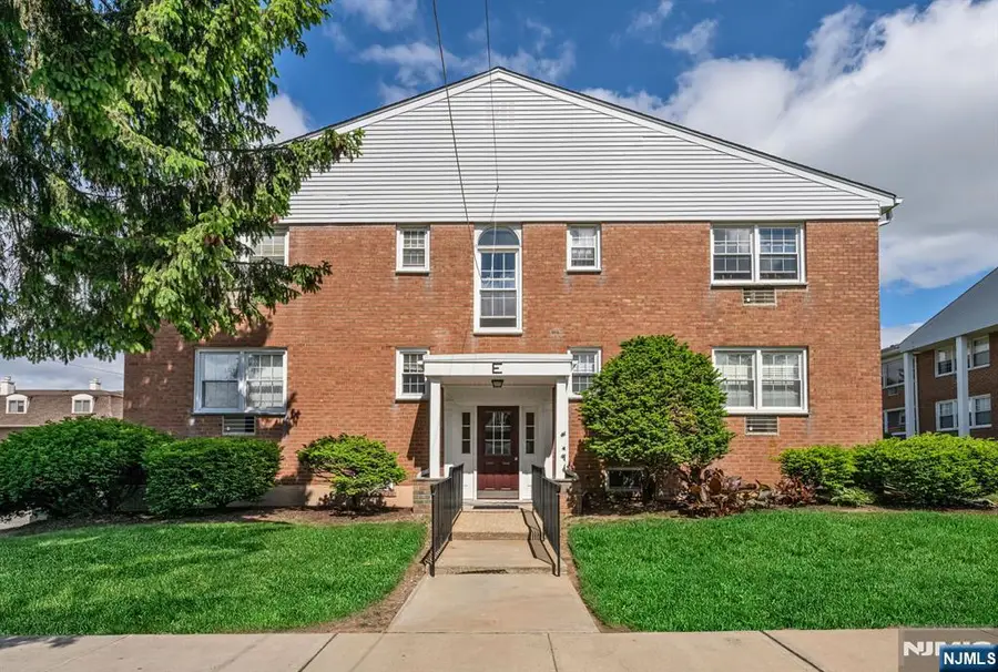 565 Grove Street E - 10, Clifton, NJ 07013 - #2
