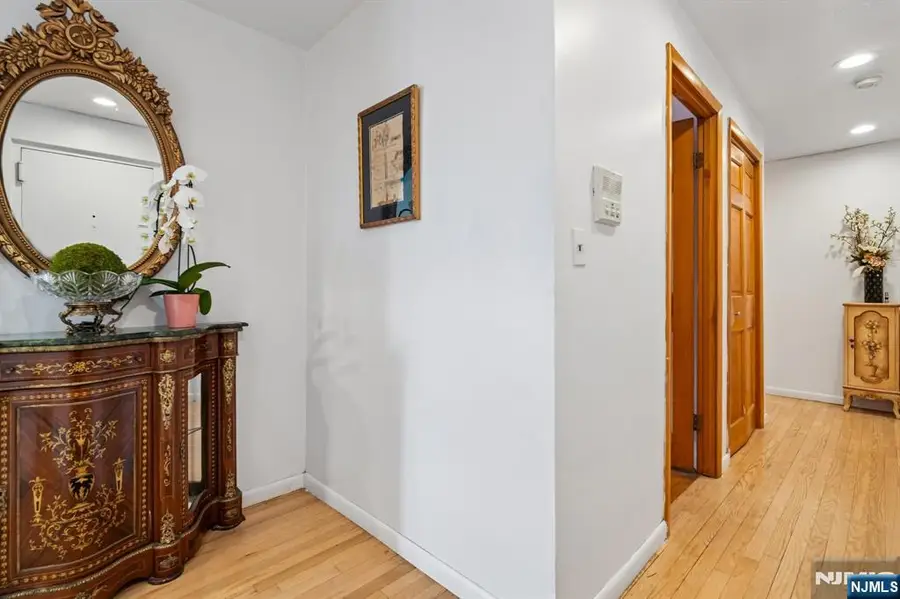150 Overlook PH3, Hackensack, NJ 07601 - #2