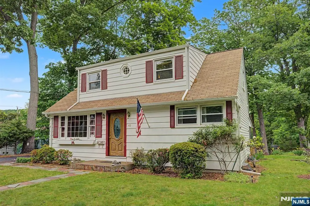 40 Dacotah Avenue, Oakland, NJ 07436 - #1