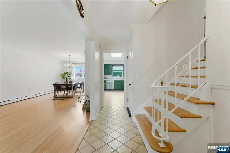 18 Hudson Street, Nutley, NJ 07110 - #3