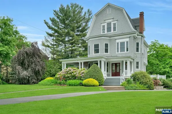 141 W End Avenue, Ridgewood, NJ 07450