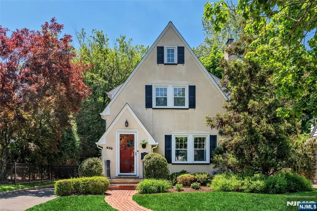 630 Wyndemere Avenue, Ridgewood, NJ 07450 - #1