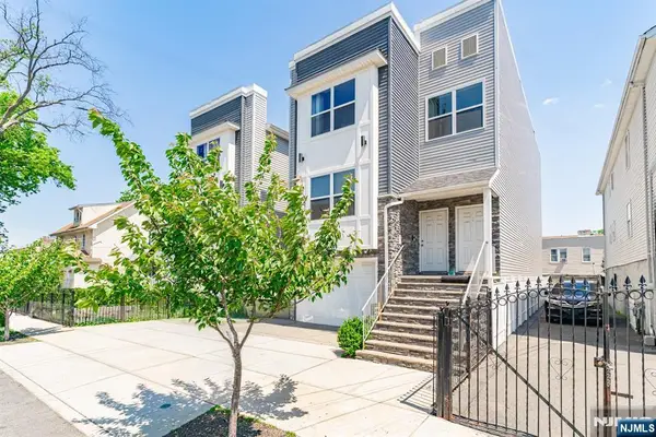 299 N 13th Street, Newark, NJ 07107