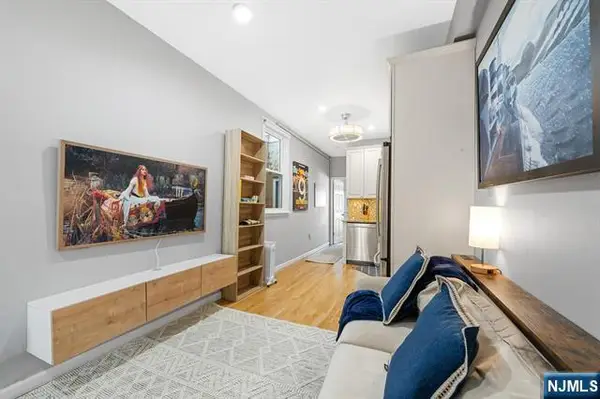 403 Monroe Street 3L, Hoboken, NJ 07030