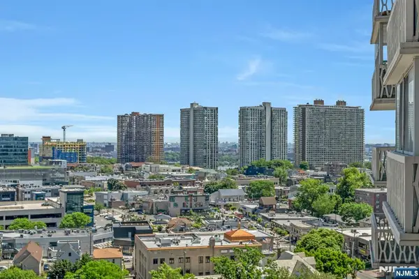 2000 Linwood Avenue 15P, Fort Lee, NJ 07024
