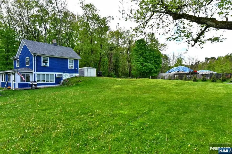 42 Kanouse Road, Newfoundland, NJ 07435 - #3