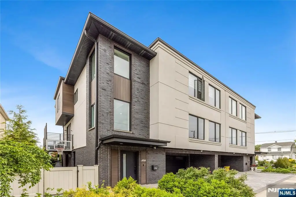 471 1st Street A, Palisades Park, NJ 07650 - #1