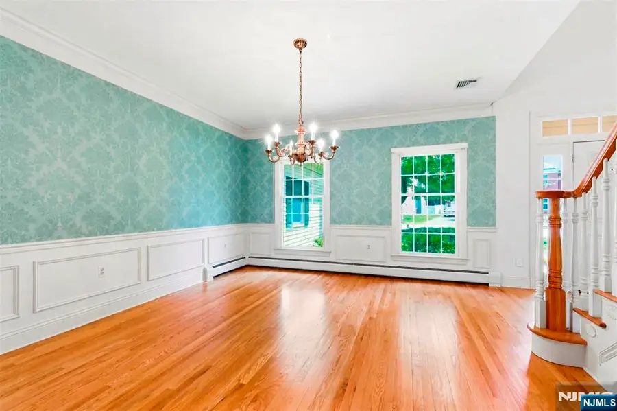 7 Alex Court, Wyckoff, NJ 07481 - #3