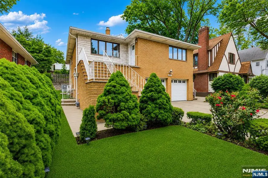 1042 Harvard Place, Fort Lee, NJ 07024 - #3