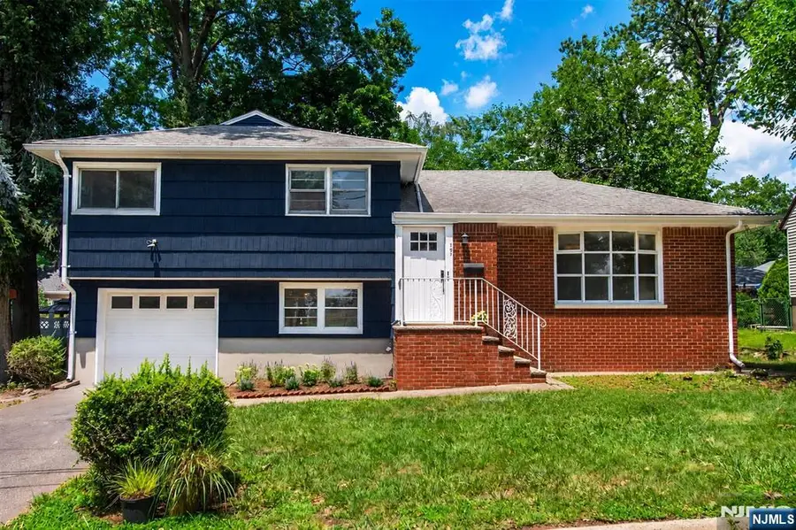 107 Highland Avenue, Bergenfield, NJ 07621 - #2