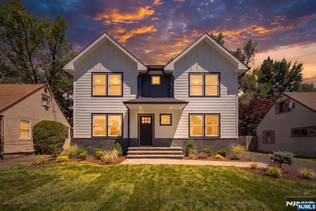 34 Parkway, Rochelle Park, NJ 07662 - #1