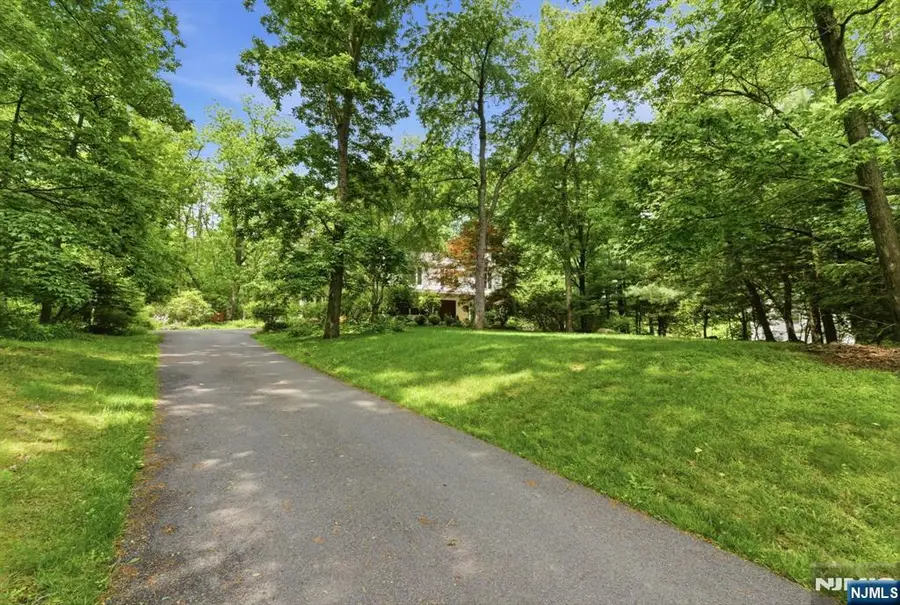 10 Liberty Woods Drive, Liberty, NJ 07838 - #2