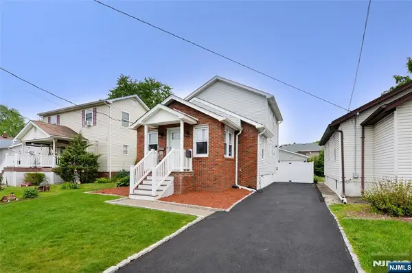 25-14 Berdan Avenue, Fair Lawn, NJ 07410