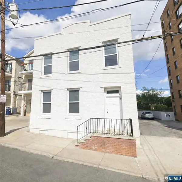 12 68th Street, Guttenberg, NJ 07093