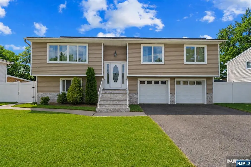 15 Robby Road, Little Ferry, NJ 07643 - #1
