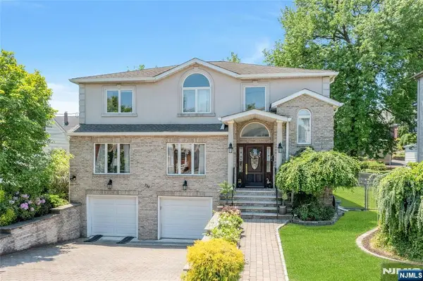 244 McElroy Avenue, Fort Lee, NJ 07024