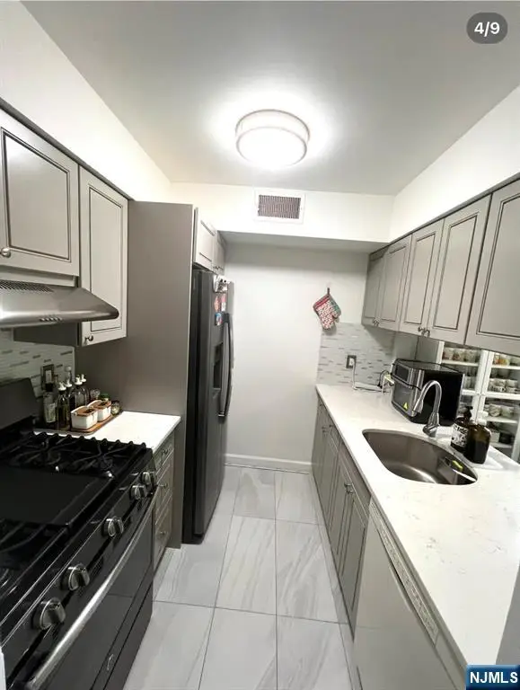 2183 Ellery Avenue, Fort Lee, NJ 07024 - #3