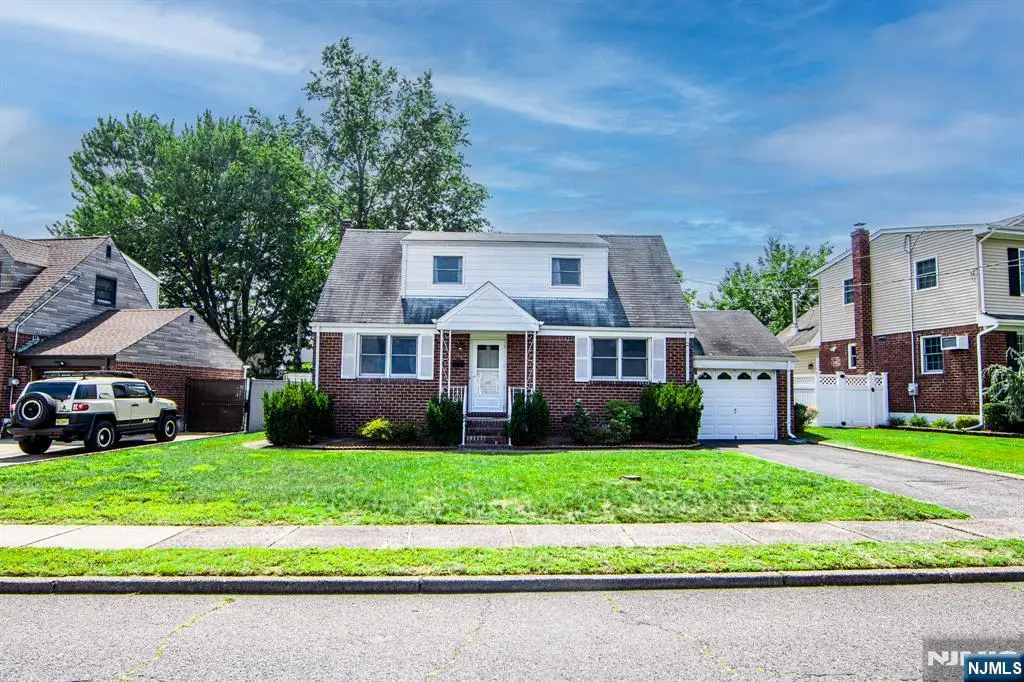 40 Westwood Drive, Fair Lawn, NJ 07410 - #1