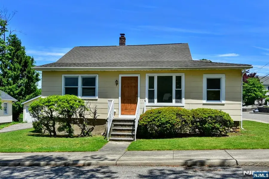 52 Central Avenue, Butler, NJ 07405 - #2