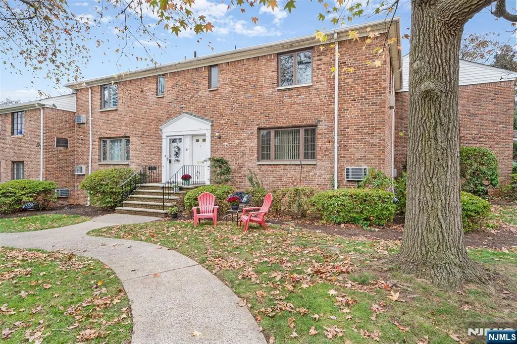 31 Troy Drive B, Springfield, NJ 07081 - #1