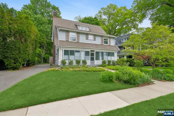 14 Holland Terrace, Montclair, NJ 07042