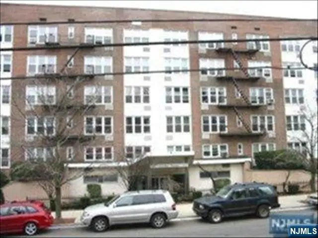 2160 Center 2K, Fort Lee, NJ 07024 - #1