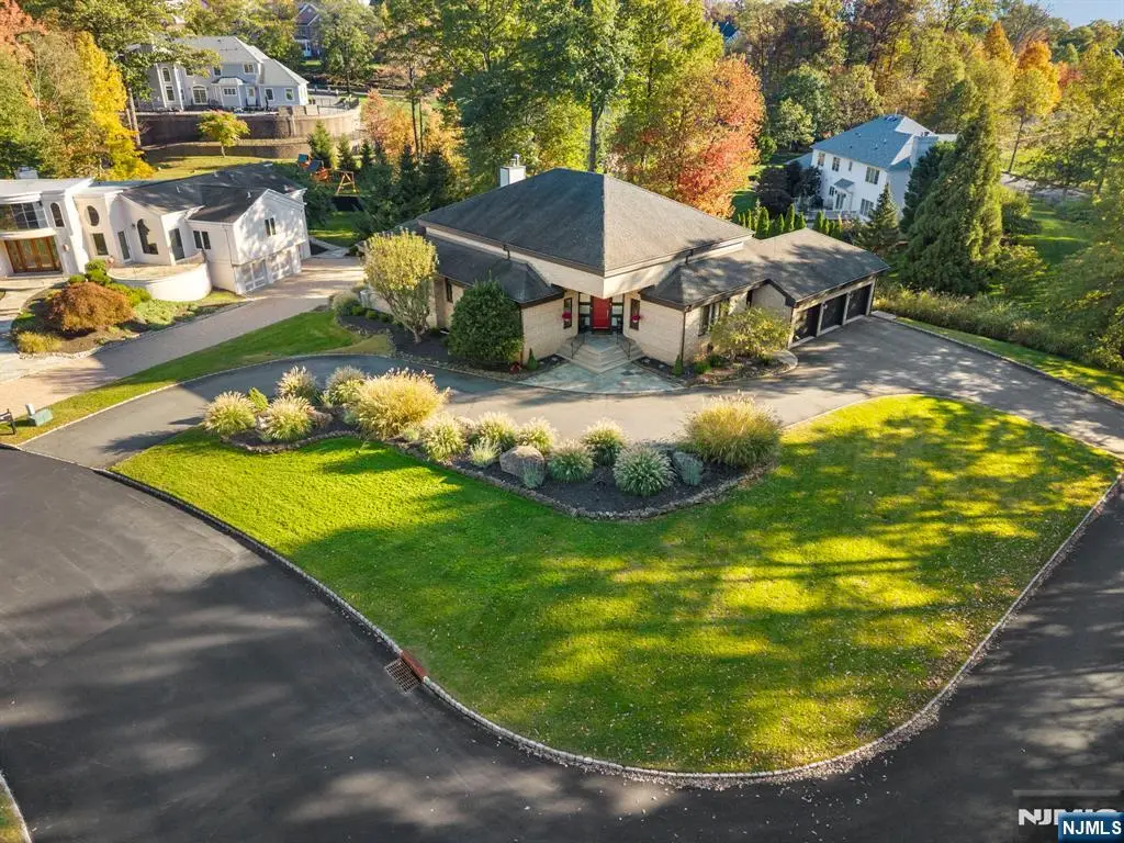 1 Timber Rock Court, Cedar Grove, NJ 07009 - #1