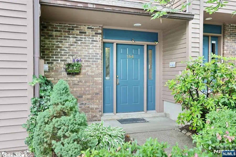 164 Winchester Court, Township Of Washington, NJ 07676 - #3