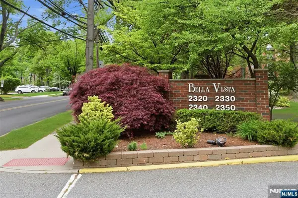 2330 Linwood Avenue 2E, Fort Lee, NJ 07024