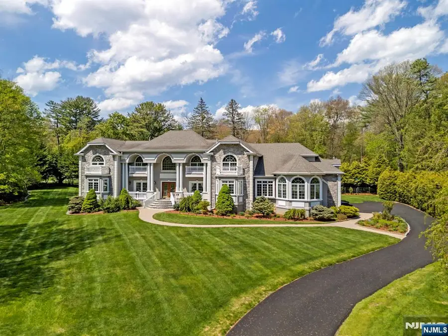 17 Constitution Avenue, Succasunna, NJ 07876 - #2