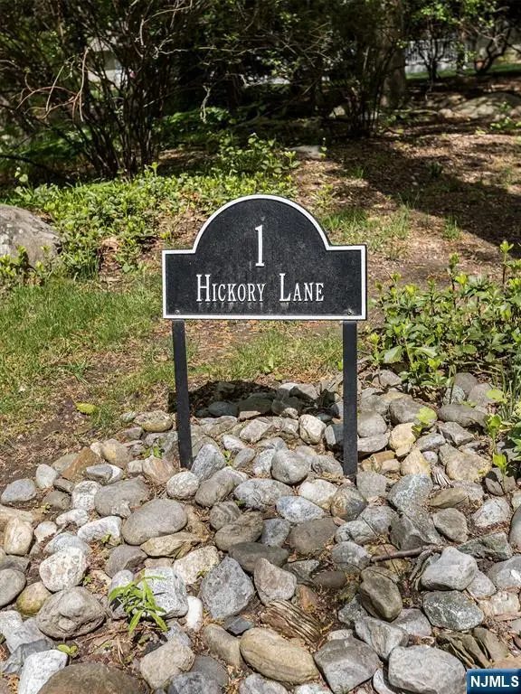 1 Hickory Lane, Roseland, NJ 07068 - #2