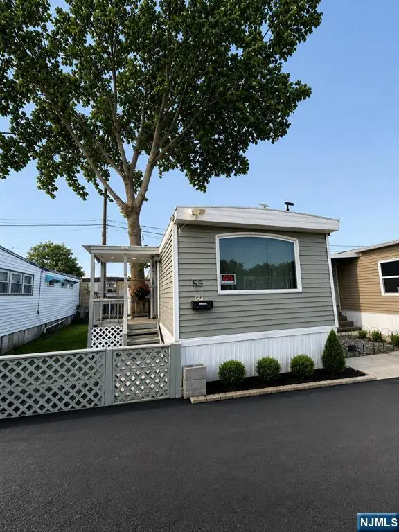 55 Helen, Moonachie, NJ 07074 - #1