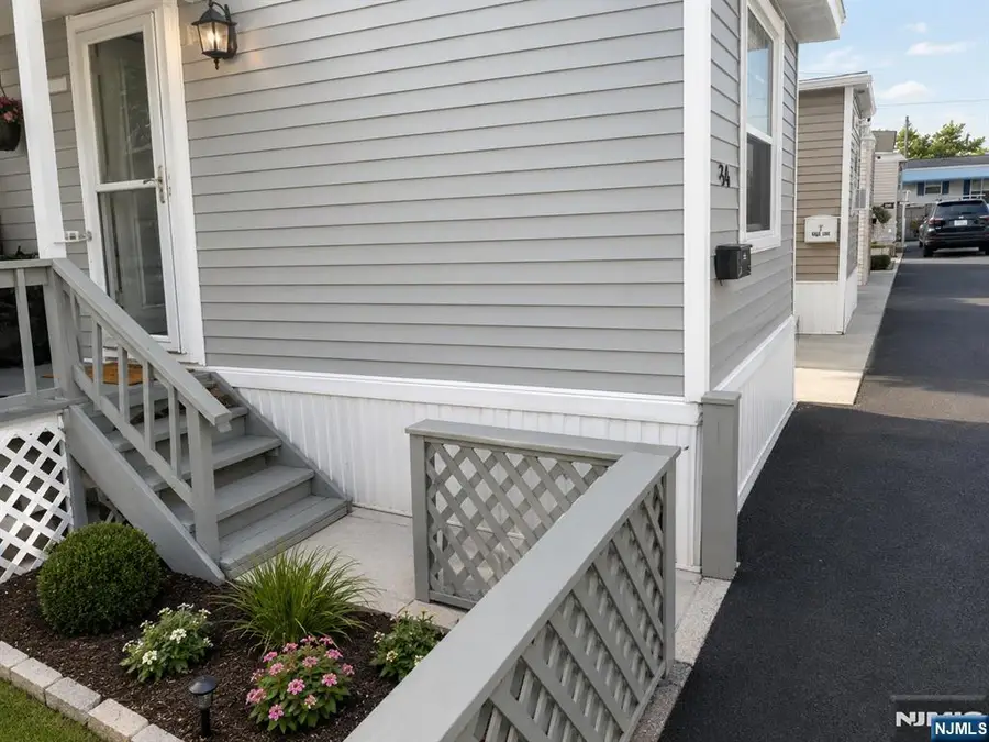 55 Helen, Moonachie, NJ 07074 - #2