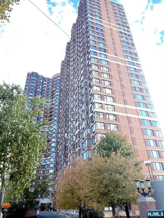 100 Old Palisade Road 1516, Fort Lee, NJ 07024 - #2