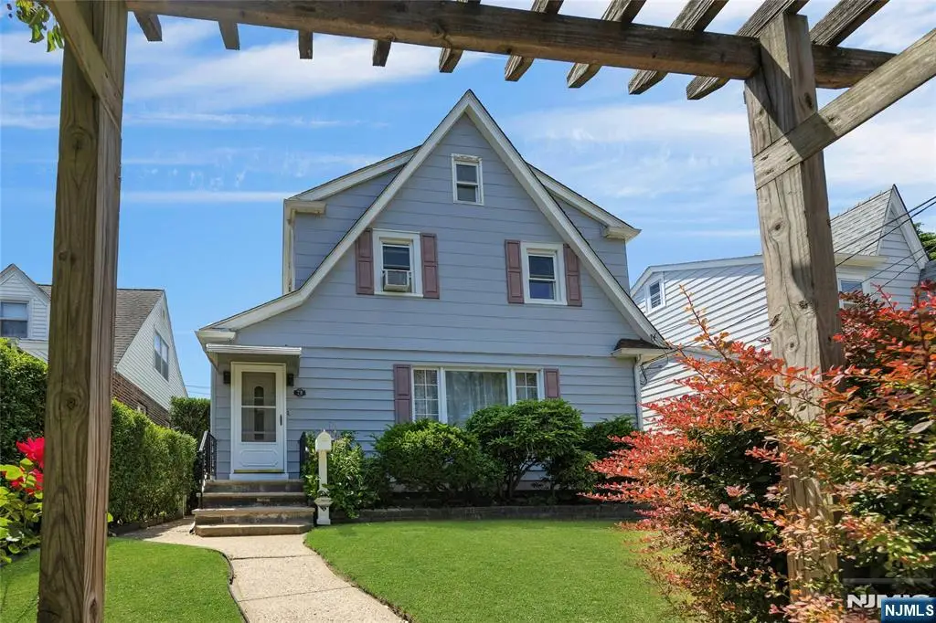 28 Sylvan Avenue, Bergenfield, NJ 07621 - #1