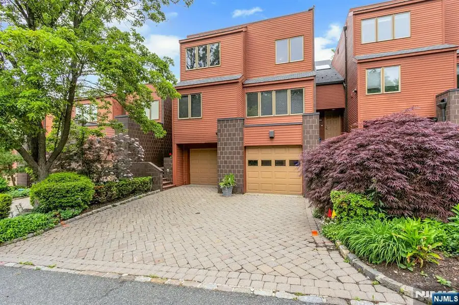 51 Hidden Ledge Road, Englewood, NJ 07631 - #2