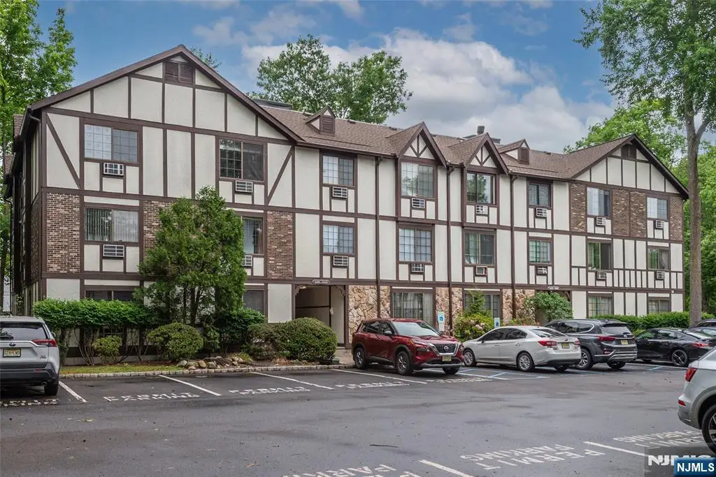 1406 Faulkner Court, Mahwah, NJ 07430 - #1