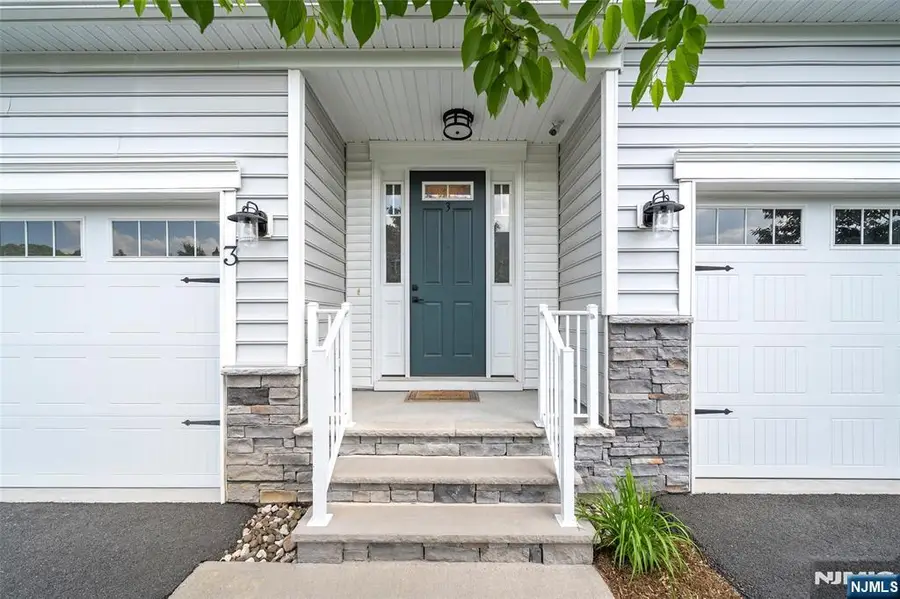 3 Azalea Lane, Cedar Grove, NJ 07009 - #3