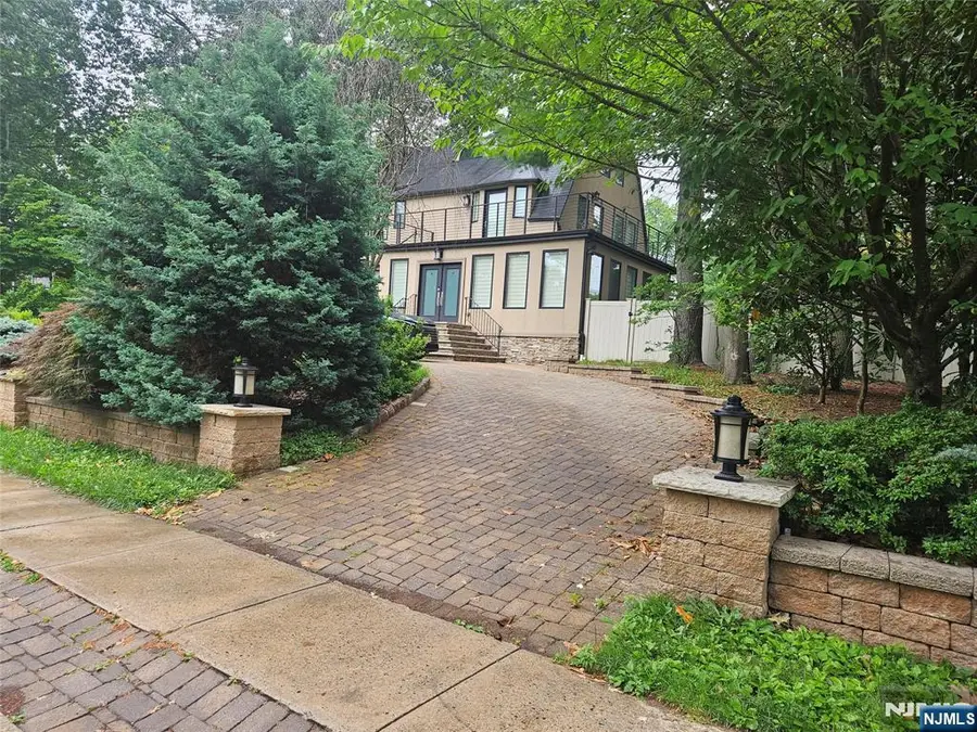 165 Leonia Avenue, Leonia, NJ 07605 - #3