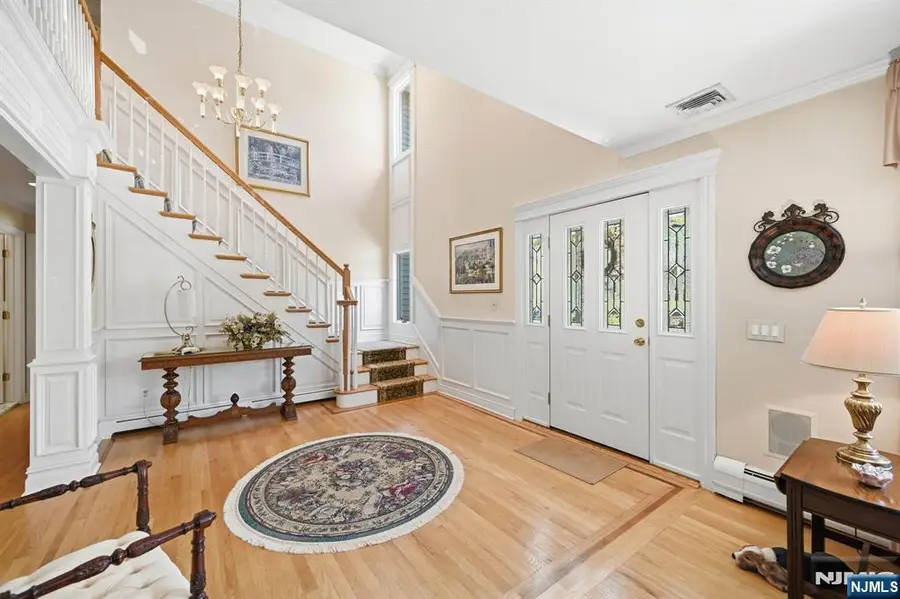 21 Lakeview Avenue, Park Ridge, NJ 07656 - #3